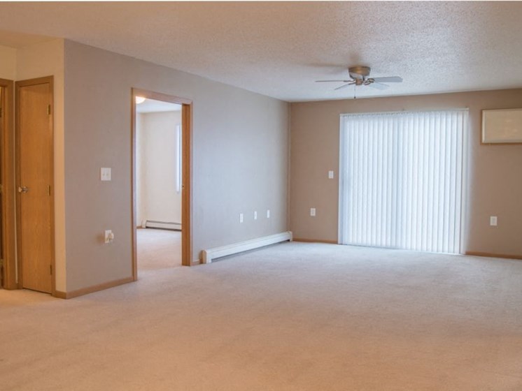 Summit Point Apartments | Living Room